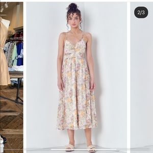 Floral Midi Dress- True to size- Adjustable Tie straps